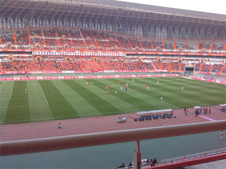 万源体育场看台网架